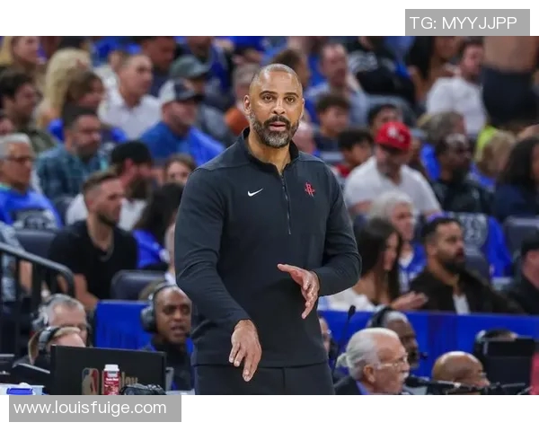 惠特摩尔：斯通与乌度卡希望我成为进攻关键，我正在努力进步